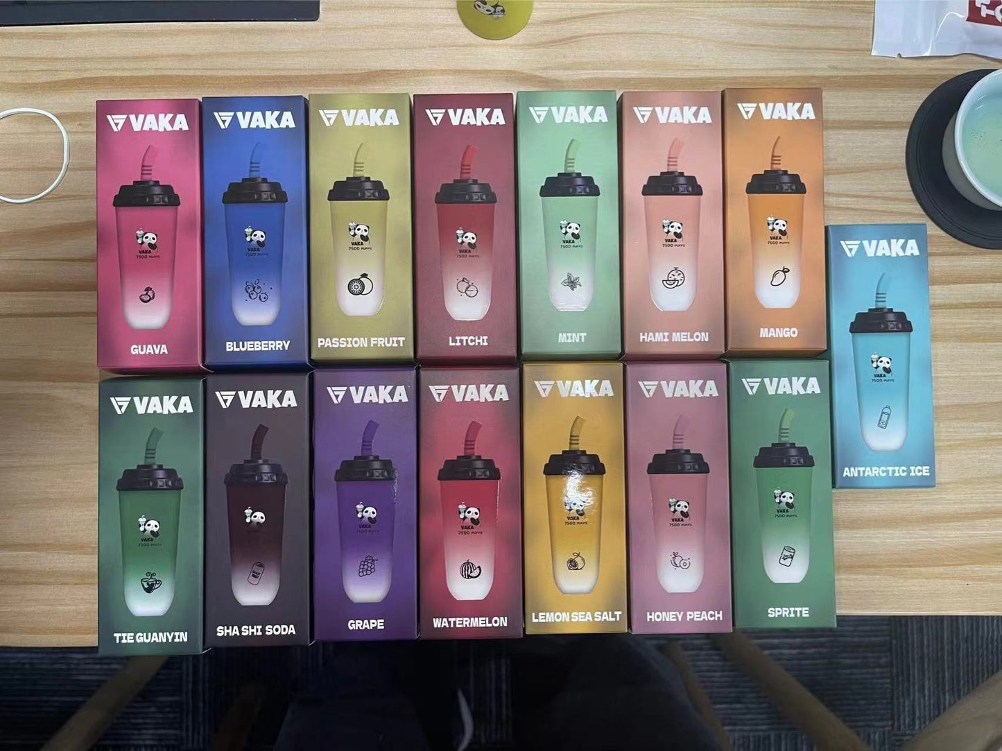 VAKA 奶茶杯 7500口 PUFFS 一次性電子煙|VAKA Disposable Vape|奶茶造型設計|水果冰感口味拋棄式電子煙-VAKA糖果雲煙館